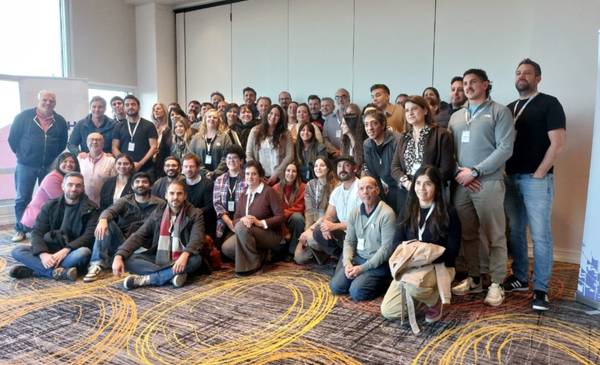 Más de 70 arquitectos de la provincia se capacitaron en <b>Inteligencia Artificial</b> - El Chubut thumbnail