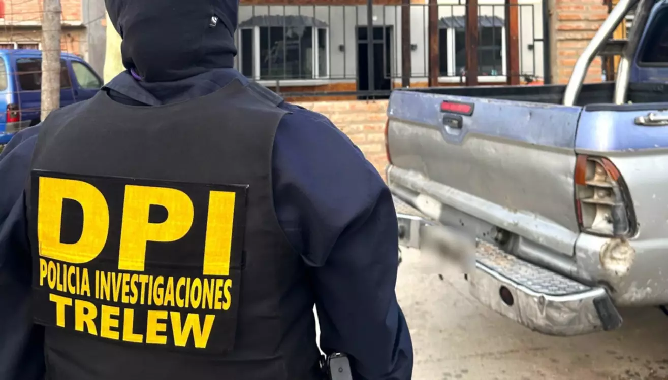 La Policía desarticuló una banda que robaba con inhibidores en Trelew La Policía desarticuló una banda que robaba con inhibidores en Trelew