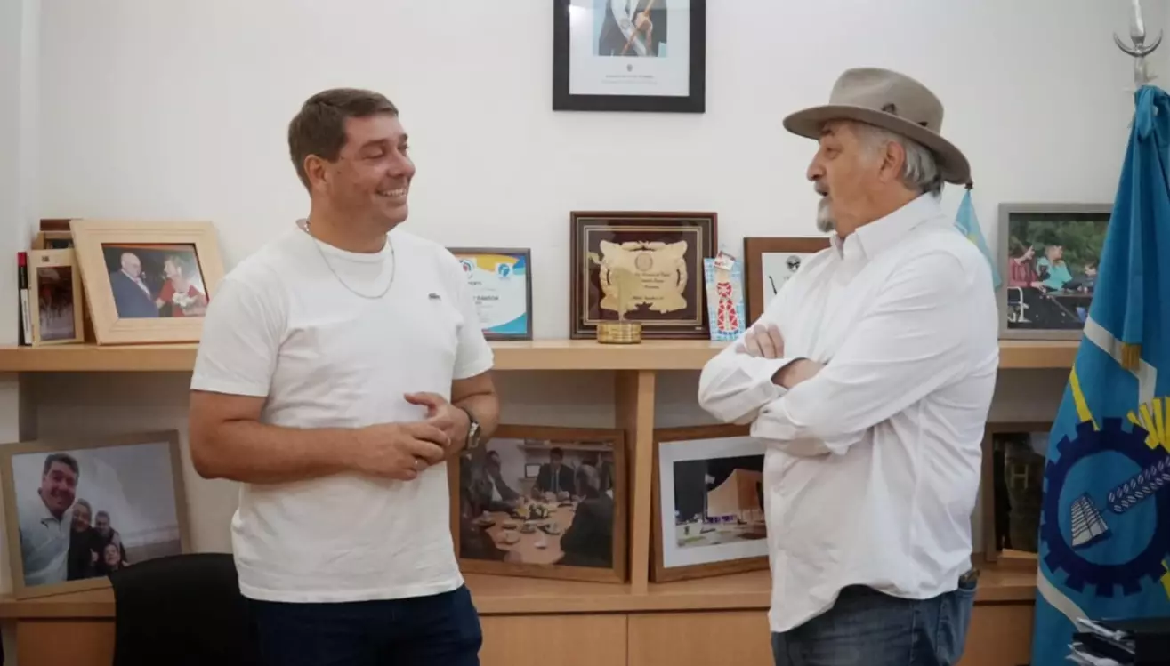 El Intendente de Rawson recibió a su par de Comodoro Rivadavia El Intendente de Rawson recibió a su par de Comodoro Rivadavia