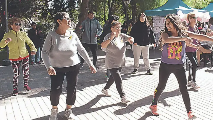 Gran convocatoria del circuito de salud por el mes de la Mujer ...