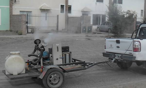 Continúan las tareas de fumigación en los distintos barrios de la ...