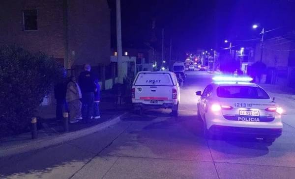 Vecinos retuvieron y golpearon a un hombre al que descubrieron robando ...
