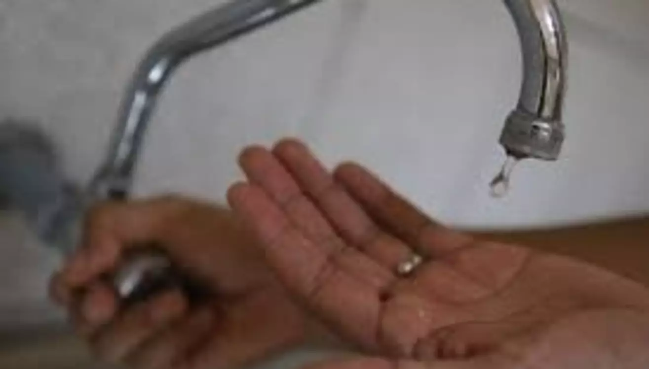 Trabajos en el acueducto provocarán baja presión de agua por 24 horas Trabajos en el acueducto provocarán baja presión de agua por 24 horas