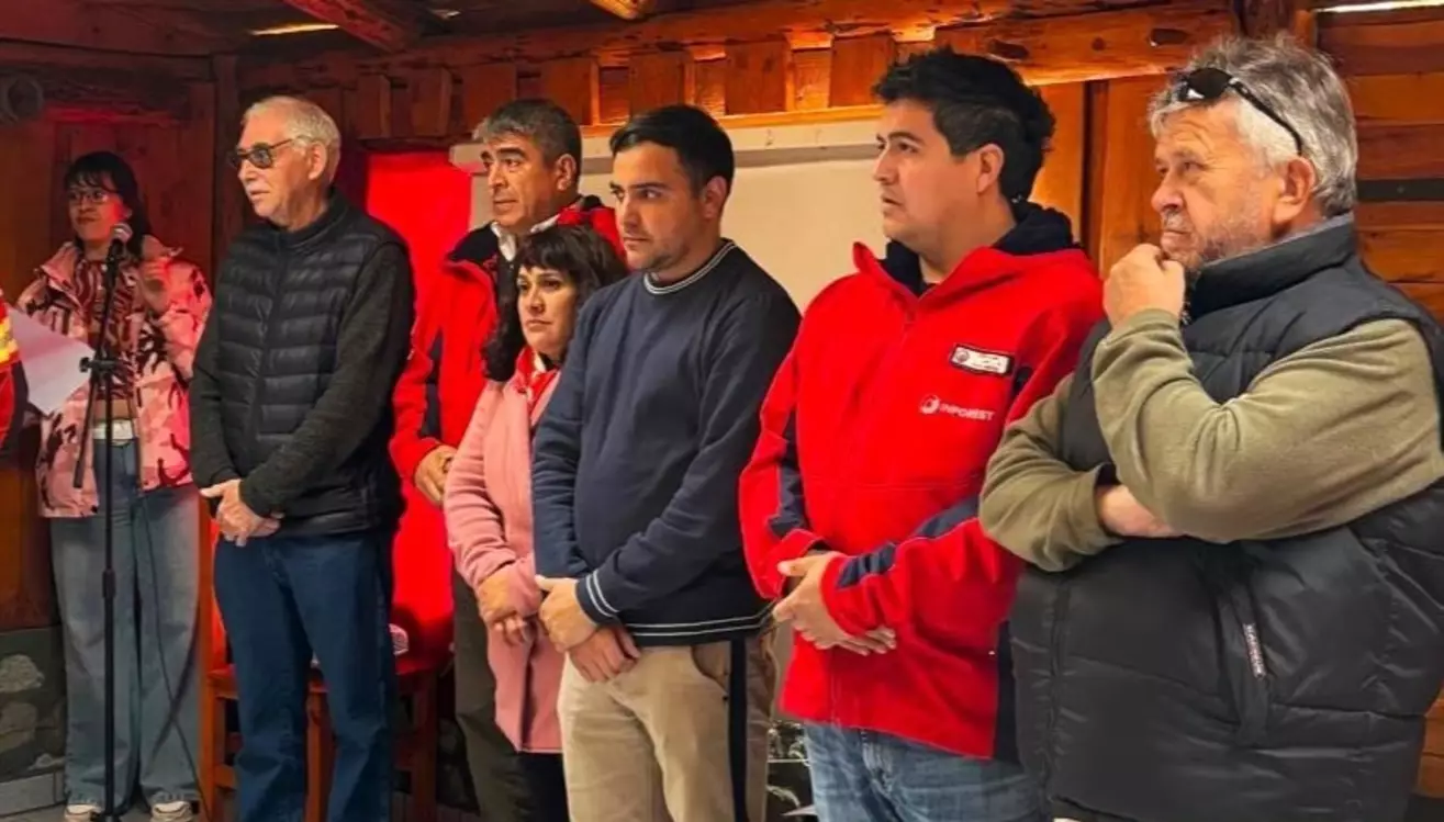 El Gobierno del Chubut reconoció a los brigadistas en el "Día Internacional del Combatiente de Incendios Forestales" El Gobierno del Chubut reconoció a los brigadistas en el "Día Internacional del Combatiente de Incendios Forestales"