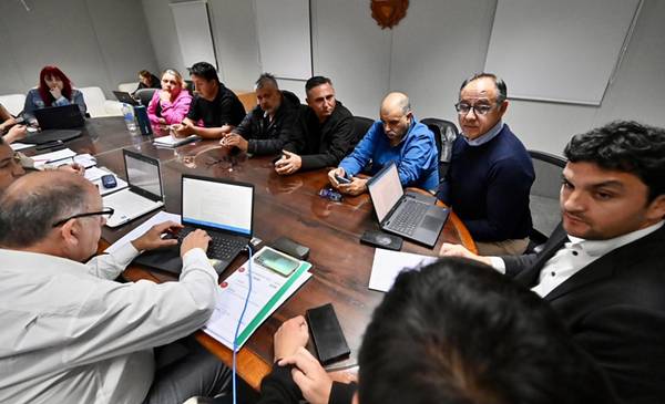 Gobierno acordó un aumento salarial para los trabajadores de la salud ...