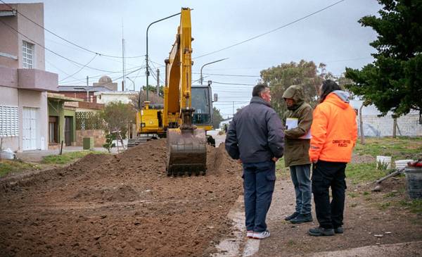 Municipio inició trabajos de movimientos de suelo en calle Rivadavia en ...