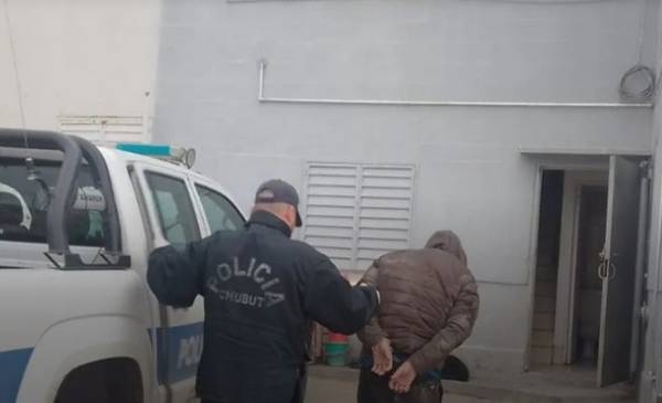 Comodoro: lo encontró robando en su casa y lo detuvo - Últimas Noticias ...