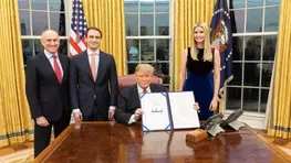 TRUMP CAMINO HACIA UNA IMPRUDENTE Y RIESGOSA DICTADURA NUCLEAR II
