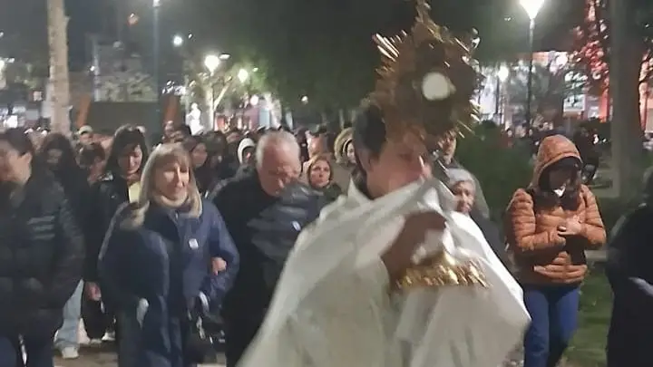 Fieles celebraron la misa de solemnidad de Corpus Christi - Últimas ...