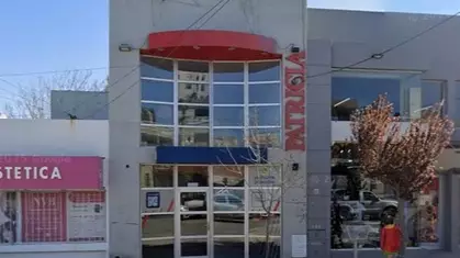 Dos encapuchados robaron en una inmobiliaria de Trelew