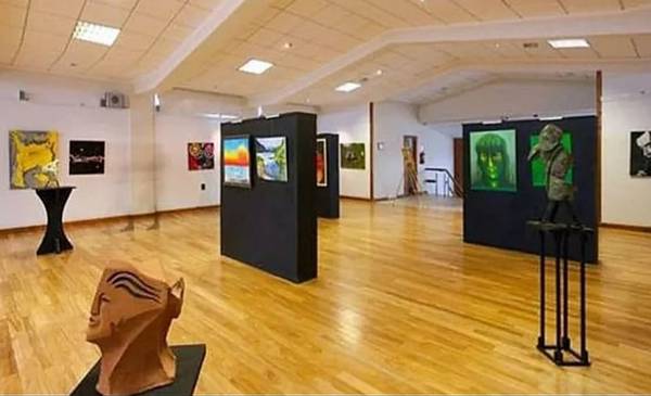Salón Municipal de Artes Plásticas
