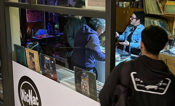 Nic Nac, el mundo de la música y del vinilo en Trelew, organiza envento de presentación