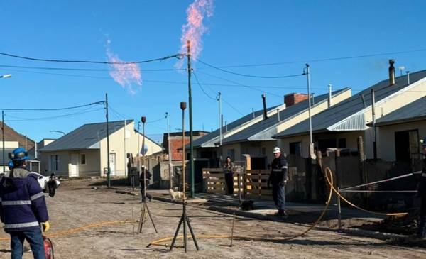 El gobernador Torres estará hoy en Esquel para  inaugurar el gas en Valle Chico y obras en el hospital