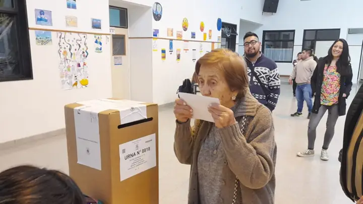 Mirá las postales que dejaron estas de las elecciones en Chubut ...