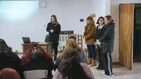 Con más de 80 participantes, inició curso de cuidado  de personas mayores con orientación asociativa