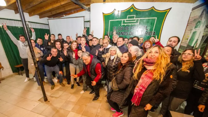 Luque recorrió el barrio Laprida de Comodoro