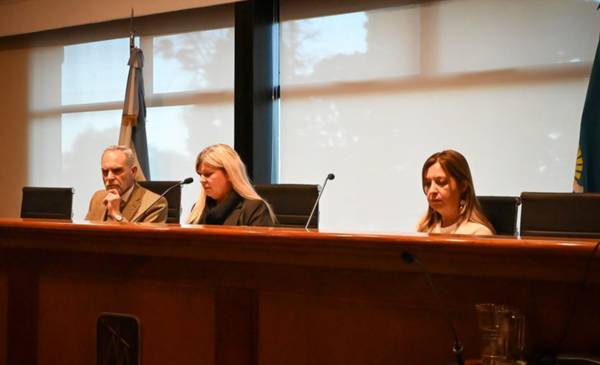 El Tribunal de Enjuiciamiento resolvió la destitución del Asesor de Familia de Esquel