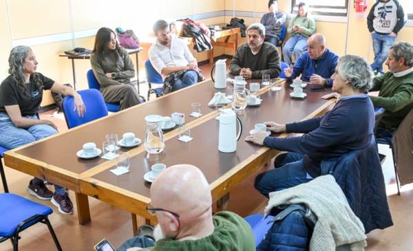 Sastre se reunió con técnicos del CENPAT para avanzar en acciones que eviten inundaciones en la ciudad