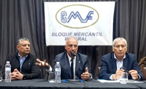 Beliz encabezó exposición del Bloque Mercantil Federal