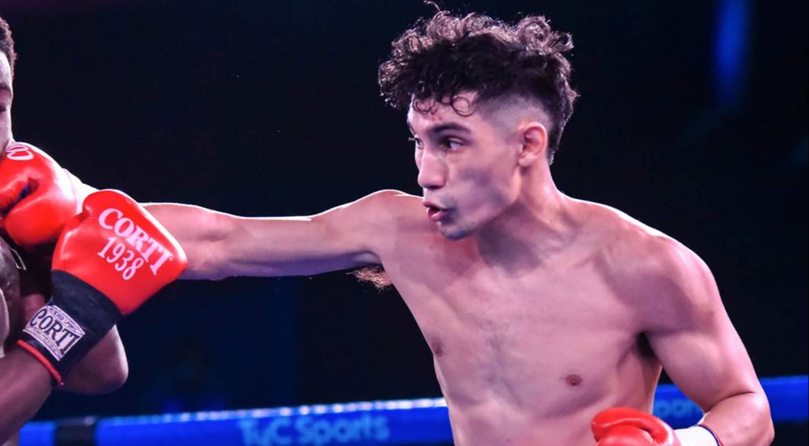 Maximiliano Robledo se juega la oportunidad mundialista ante el invicto John Laryea