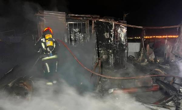 Un incendio provocó graves daños en una vivienda de Chacra 8 de Rawson