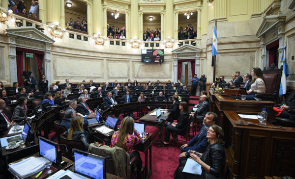 Los senadores pasarán a cobrar 12 millones de pesos por mes - Últimas Noticias: El Chubut