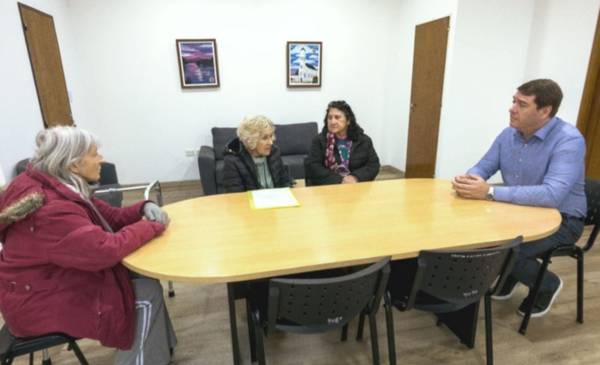 Biss recibió a la comisión directiva de la asociación española de Rawson - Últimas Noticias: El Chubut