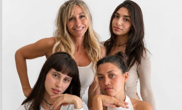 Four Singing Pussycats: un show con cuatro voces femeninas y gran talento en escena
