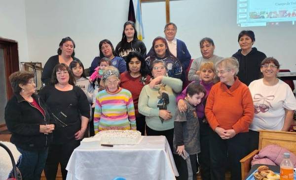 Se realizó el «Té, entre amigas» - Últimas Noticias: El Chubut