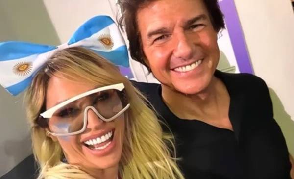 Vicky Xipolitakis sorprendió a Tom Cruise y le robó una selfie - Últimas Noticias: El Chubut
