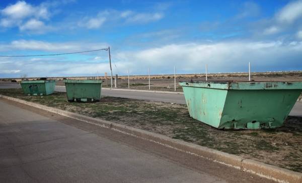 Municipalidad de Rawson suma volquetes al barrio 490 viviendas - Últimas Noticias: El Chubut