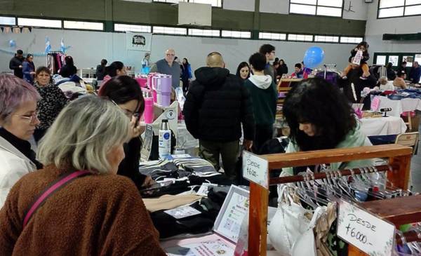 Ferias en Trelew, cada vez más colmadas - Últimas Noticias: El Chubut