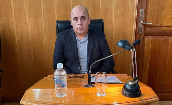 Cáceres pide explicaciones por la diferencia entre lo que debía pagarse a Ashira y lo que figura en la contabilidad municipal
