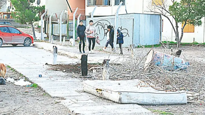 Jubilado de las Mil Viviendas reclama por la falta de atención del ...