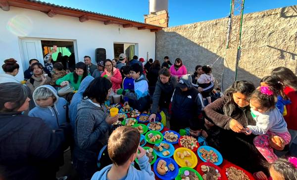Cientos de niños celebraron el Día del Niño en merenderos de Trelew