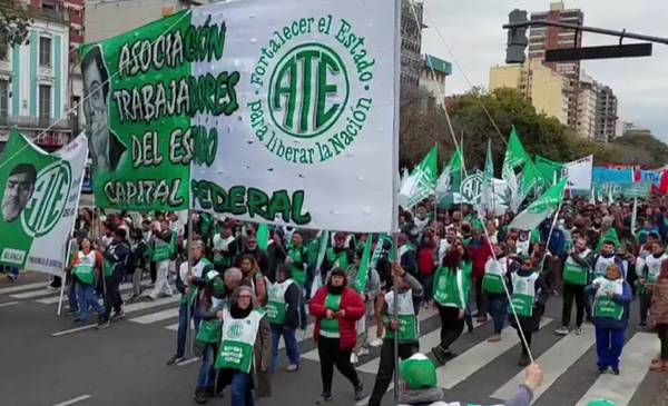 ATE realiza hoy una jornada nacional de paro y movilización en todo el ...