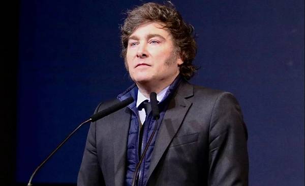 Milei evalúa ir al Congreso a presentar el Presupuesto 2025 - Últimas ...