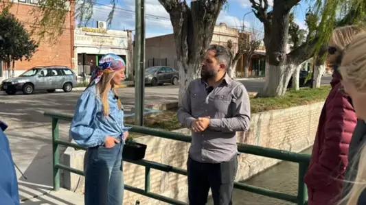 Dolavon recibió la visita de Felicitas Oyhenart