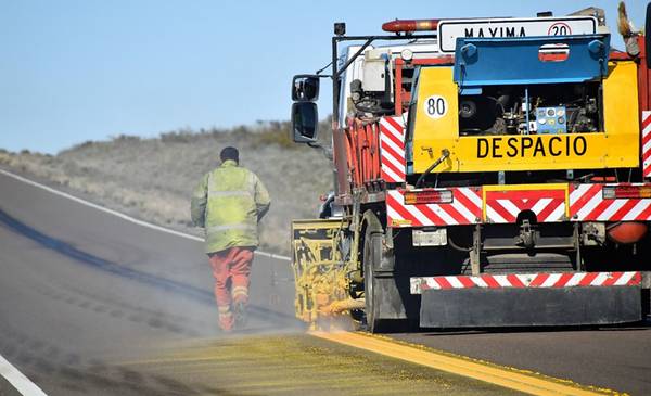 Vialidad Nacional realiza tareas de señalamiento horizontal en la Ruta ...
