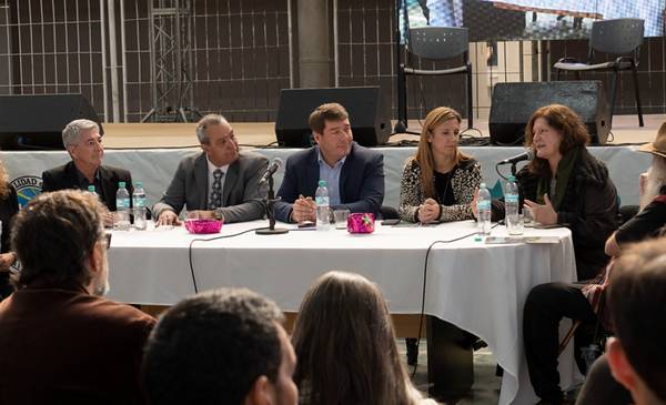 Rawson inauguró la cuarta edición de la Feria Municipal del Libro
