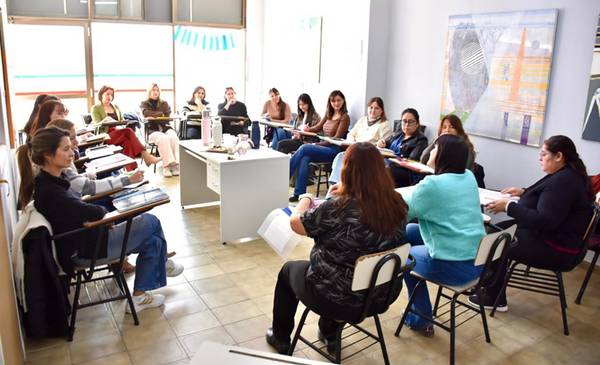 El Municipio de Trelew impulsa mesa intersectorial para acompañar los primeros mil días de nacido - Últimas Noticias: