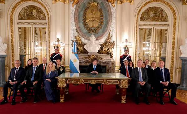 Milei anunció severas sanciones a empresas petroleras que operen en Malvinas y una base naval en Tierra del Fuego
