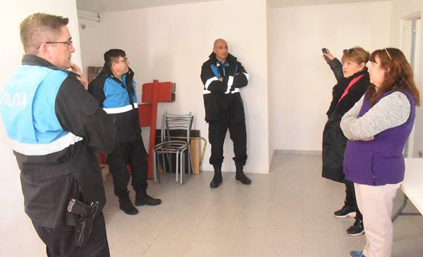 Vecinos de Los Aromos denuncian que ladrones «patrullan» el barrio para hacer inteligencia