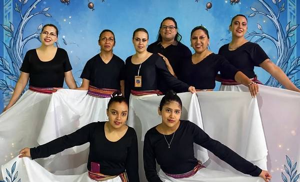 Se realiza el 1er Encuentro de Danzas Folklóricas Mapu Newen