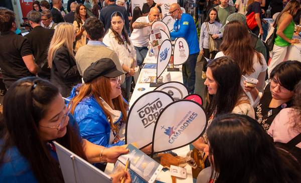 Camarones llevó a la FIT su identidad, sus productos y el trabajo en comunidad