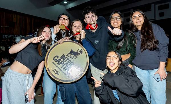 Alumnos de 7° 1ª de la escuela N° 702 ganaron la disciplina recreativa del Intercapital - Últimas Noticias: El Chubut