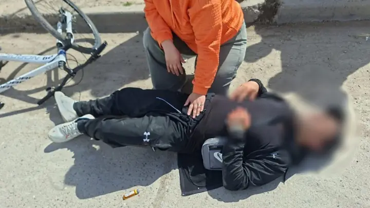 Seis tiros con un arma robada y dos baleados en presunto ajuste de cuentas en barrio de zona oeste