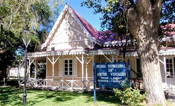 Historia y vanguardia artística en la muestra del Museo Municipal de Artes Visuales de Trelew