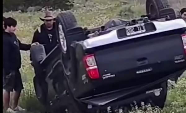 Vuelco con un lesionado en el acceso oeste a Trelew - Últimas Noticias: El Chubut