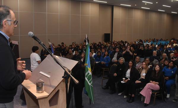 Con más de 500 participantes, comenzó en Trelew la Convención Nacional e Internacional de Trabajadores Comunitarios de Salud - Últimas Noticias: El Chubut